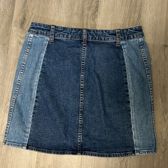 Madewell Pieced Beverly Denim Skirt - Picture 9 of 10